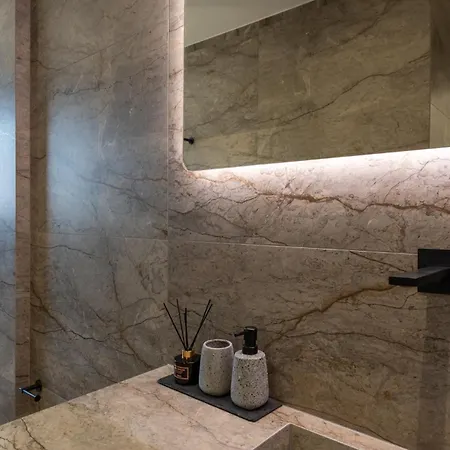 Irisma Luxury With Private Pool Apartament *